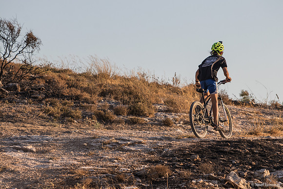 Young Cyclist Testing New Ground 210621-1