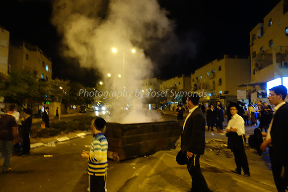 Fiery Demonstration in Ramat Beit Shemesh Bet 4