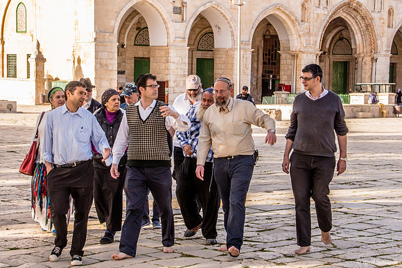 Jewish Group Moving North-East 1