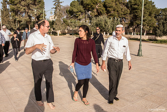 Bride, Father and Guide 1