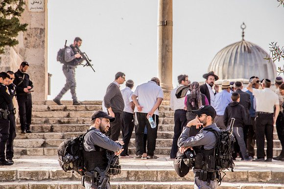 Jewish Group on Northern Stairs Watched by Police 2