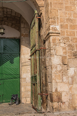 Doors and Arches of Chain Gate 2