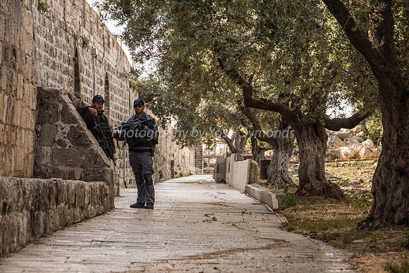 Israeli Police on Eastern Pathway Along E. Wall