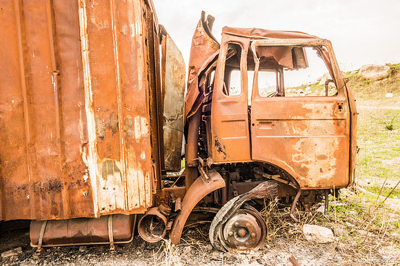 Abandoned Truck 201214-11