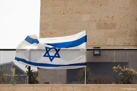 Israeli Flag 190908-2