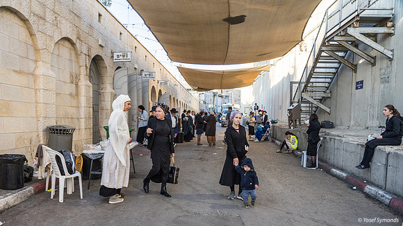 Outside the Kever 221107-1