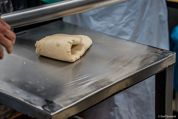 Second Kneading of Dough 190408-9