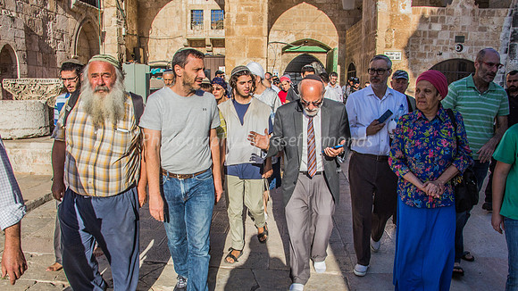 Heading East from Mughrabi Gate 180718-2