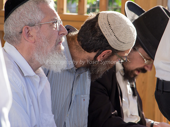 Learning at the Har Habayit Yeshiva Before Going Up - 1