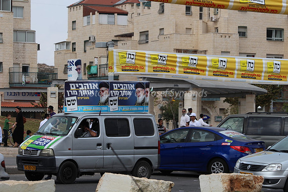 Rabbis Play a Big Part in Elections