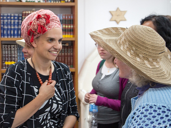 A Friendly Chat -Havat Gilad 2018