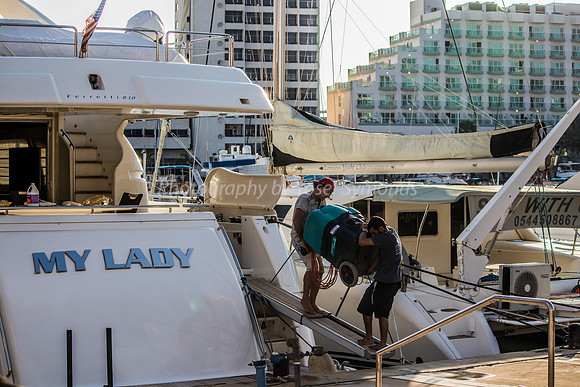 Unloading Yacht