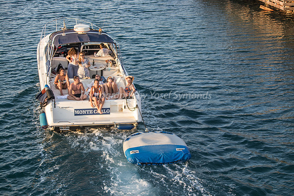 Pleasure Craft 181008-1