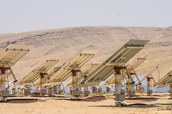 CSP Solar Field at Ground Level 100623-2