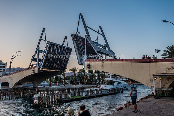 Opening the Bascule Bridge 181008-1
