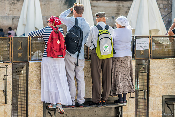 Watching the Kotel (Western Wall) from behind