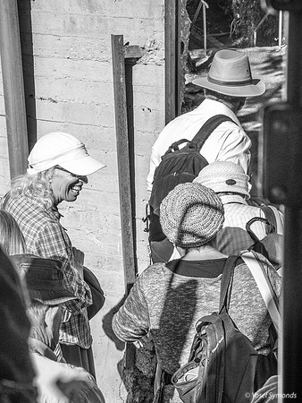 Passing Through the Front Gate 180927-1