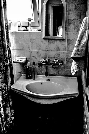 Bathroom at 05:00 2