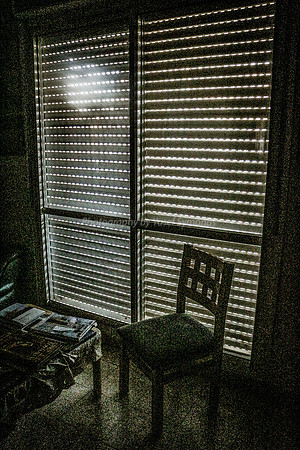 Salon Door at 05:00 1