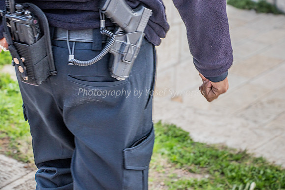 Armed Policeman 181216