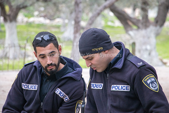 Police Checking 181216