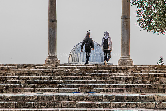 Dome of the Chain on Site of Temple Altar 181216-31