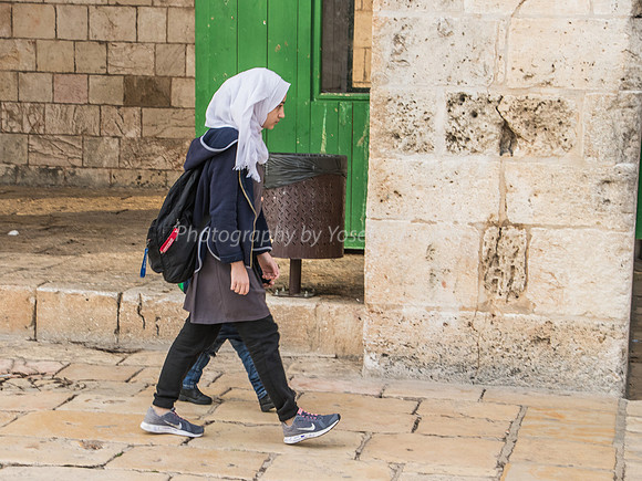Sister and Younger Brother Crossing Temple Mount to School 181216-2