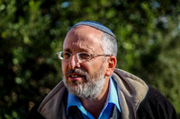 Rav Listman Hosting Visitors 131204-5