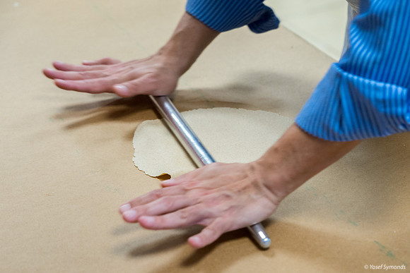Rolling the Matza 190804-11