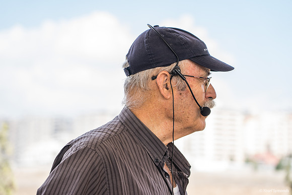 Guide at Atarot Airport 221107-11