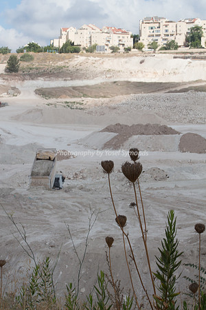 Mishkafayim 2014 Q3 8021