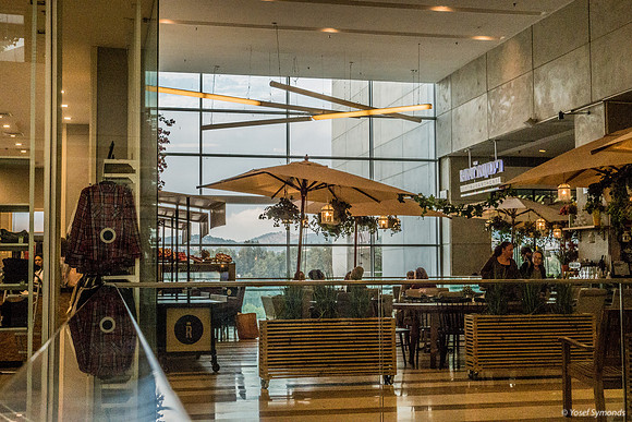 Restaurant with a View 181106-1