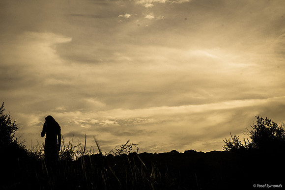 Young Lady Enjoying Solitude 190226-5