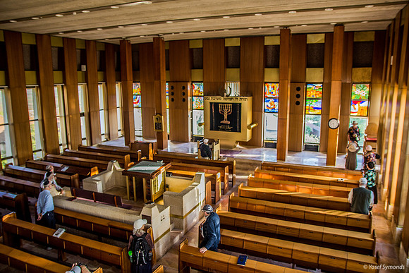 Shilo Synagogue from Women's Section 180402-3
