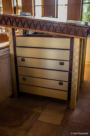 Table of Showbread Replica in Shiloh Synagogue 2