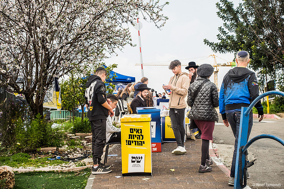 Jews Proud to be Canvassing Together 240227-1