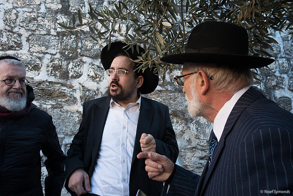 Rabbis Eliyahu Weber, Chaim Ozer Chait and Aaron Lubling 191205-1