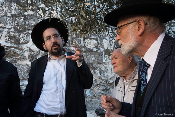 Rabbis Eliyahu Weber and Chaim Ozer Chait 191205-2