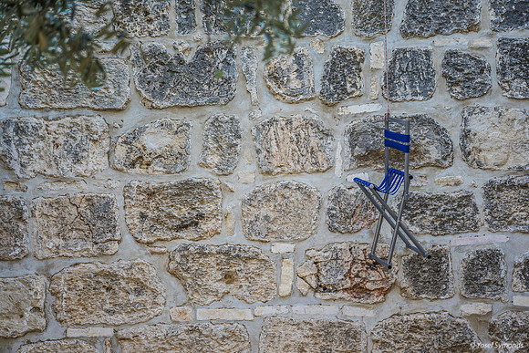 Surprise Object Dangling from Inside Eastern Wall 191205-1