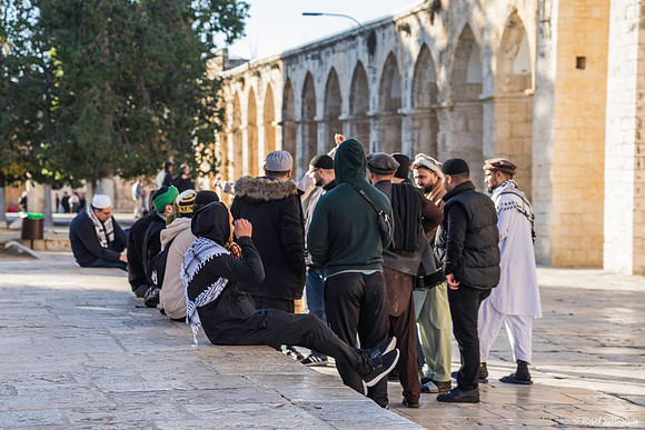 "Istan" Visitors 191205-1