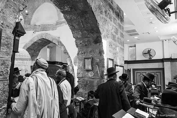 Praying and Learning 221107-4