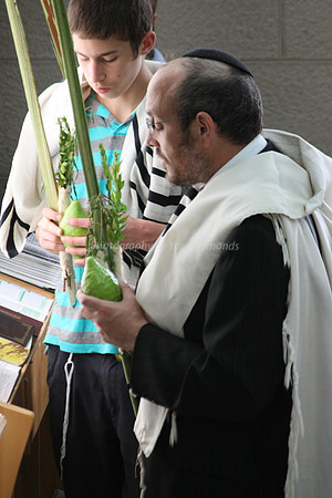 121002-OhrShalom8am_Sukkot_8033