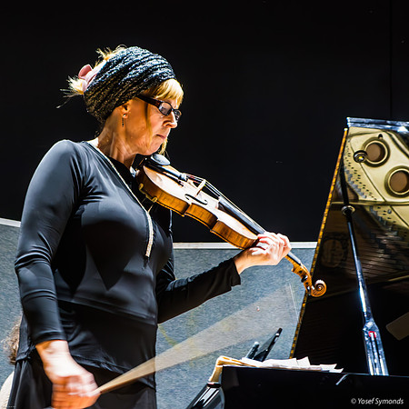 Flinging the Fiddle 240319-3