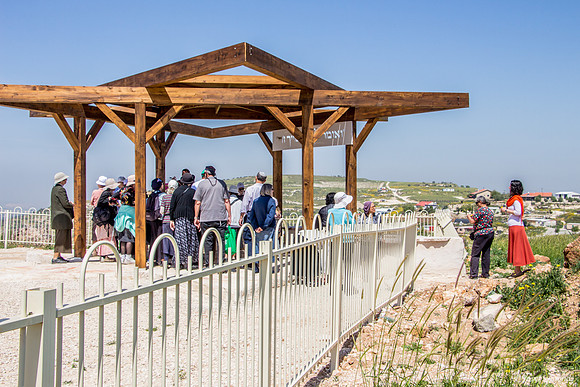 pergola of New Cemetery 3