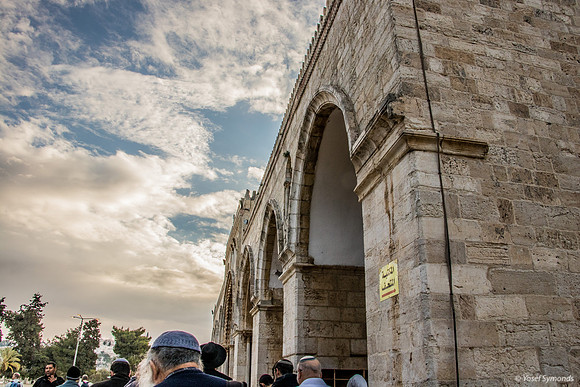 Passing the Al-Aksa Mosque 1