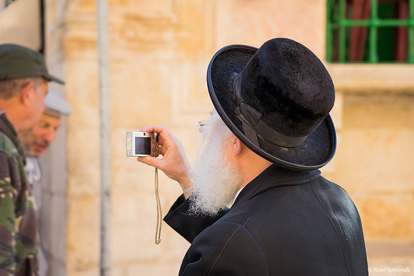Rav Elboim Documenting His Visit 200303-6