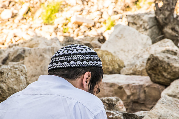 Contemplation Towards Temple Site  190313-4