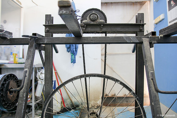 Thread Cutting Frame 3