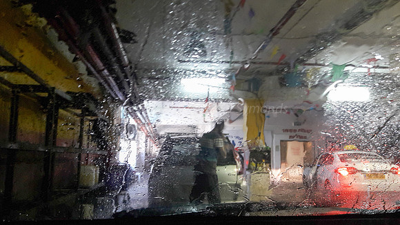 Windscreen in Car Wash 7