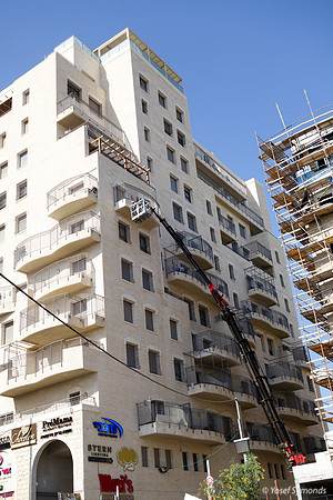 Construction in Jerusalem 170704-2